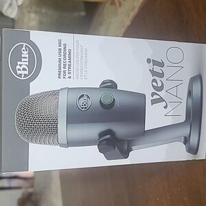 Yeti nano USB mic for streaming!